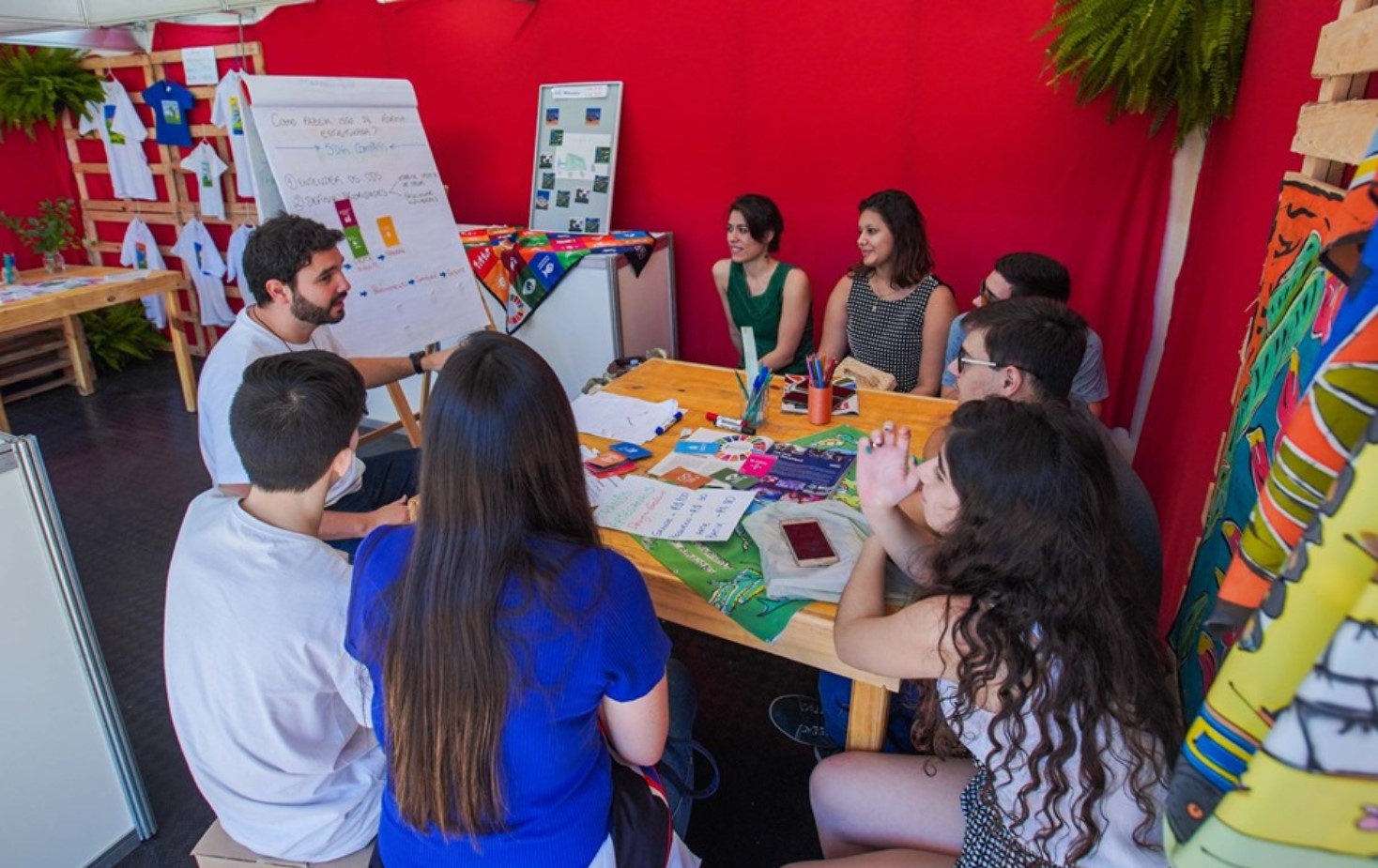 Cidadãos criam soluções para uma cidade mais sustentável durante Feira Nacional de Livro