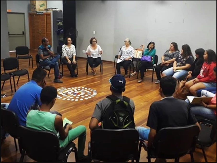 Protagonismo juvenil no diálogo pela garantia de direitos
