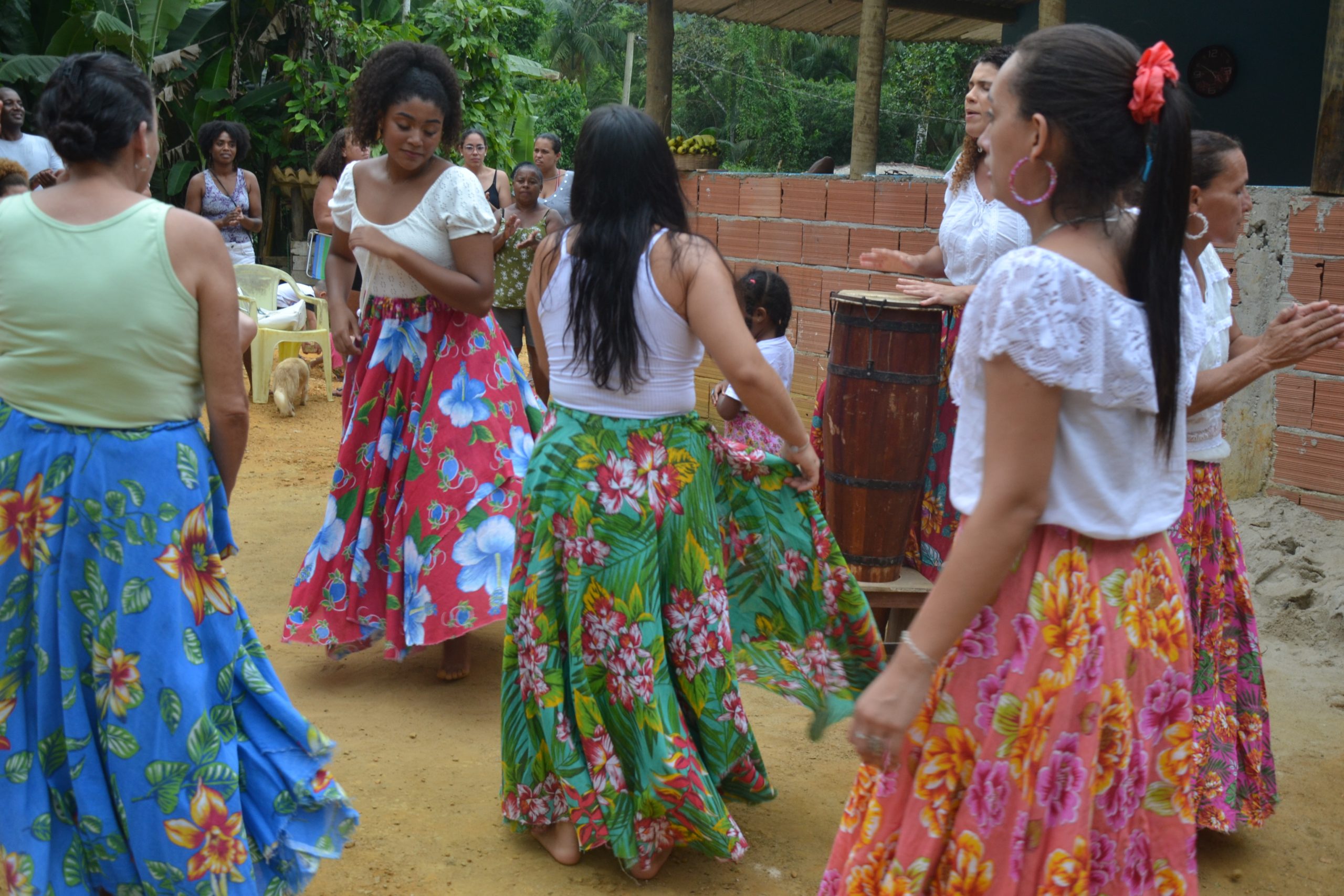 Quilombo Sustentável: estratégias para o desenvolvimento territorial sustentável no Quilombo de Itamambuca (SP)
